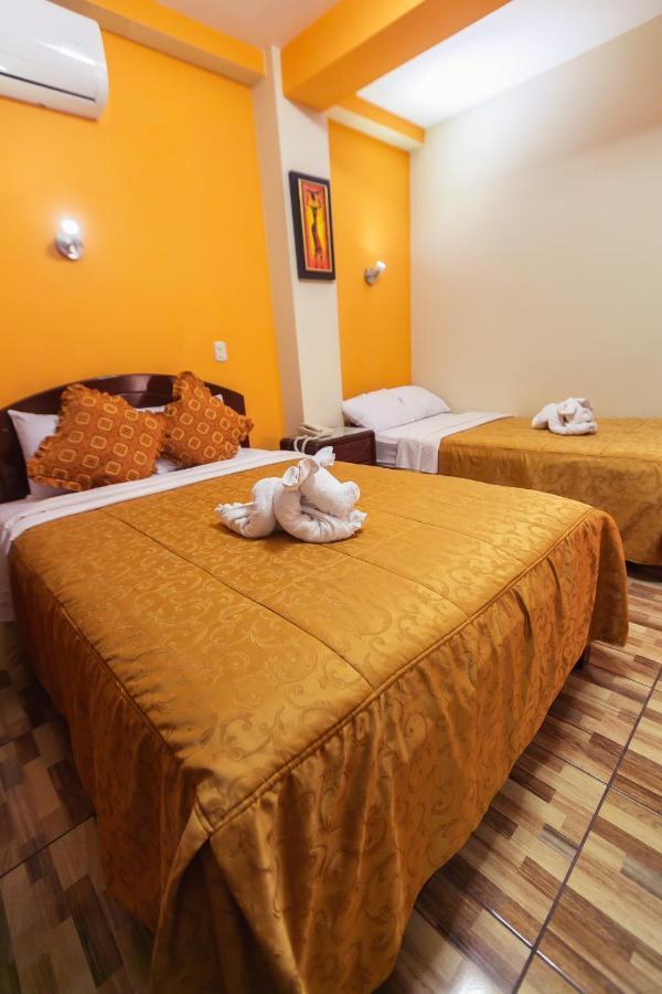 Hotel Suite Plaza Trujillo Exterior photo