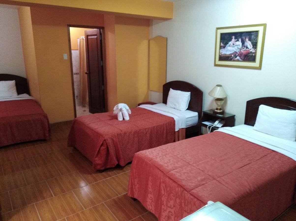 Hotel Suite Plaza Trujillo Exterior photo